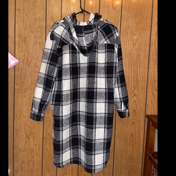 Forever 21 flannel pattern button up coat! - Picture 3 of 5